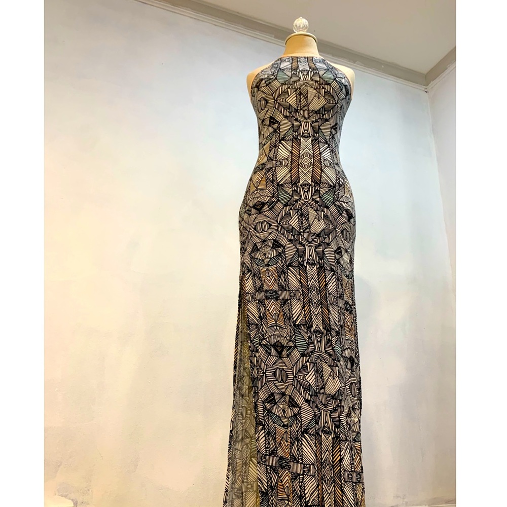 Keyhole Back Maxi Dress